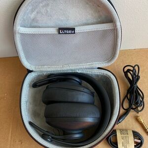 AKG K361 Wireless Headphones